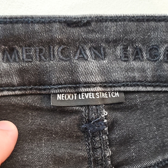 American Eagle Size 6 Next Level Stetch Black Distressed Denim Shorts - Picture 6 of 8